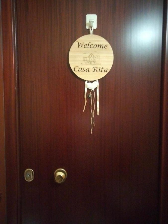 Casa Rita Lägenhet Bari Exteriör bild